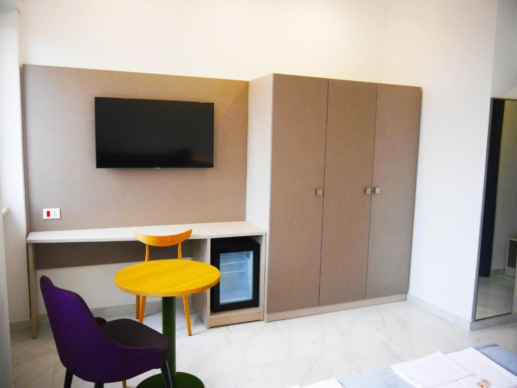 Comfort Triple Room room - Image 3