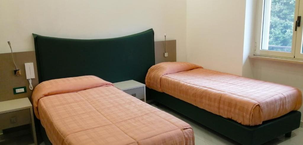 Double or Twin Room room - Image 2