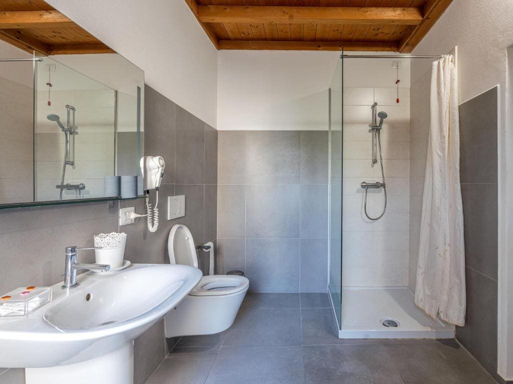 Double Room with Patio room - Image 1