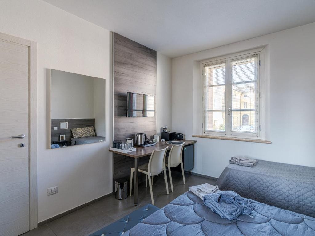Standard Family Room room - Image 3