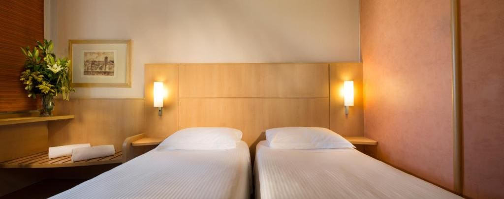 Twin Room room - Image 1