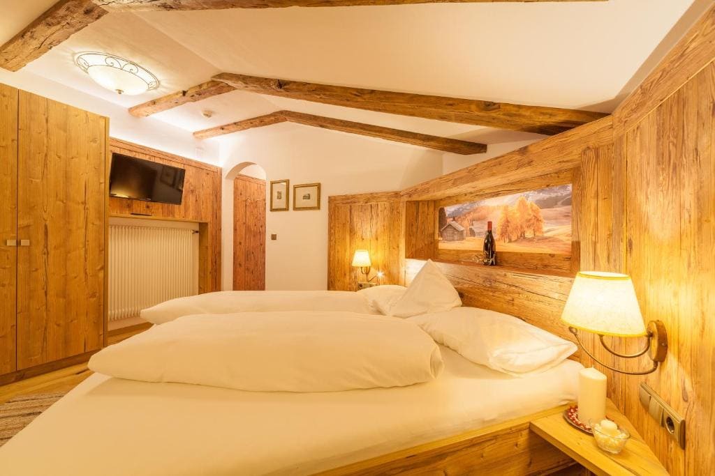 Superior Double Room room - Image 2