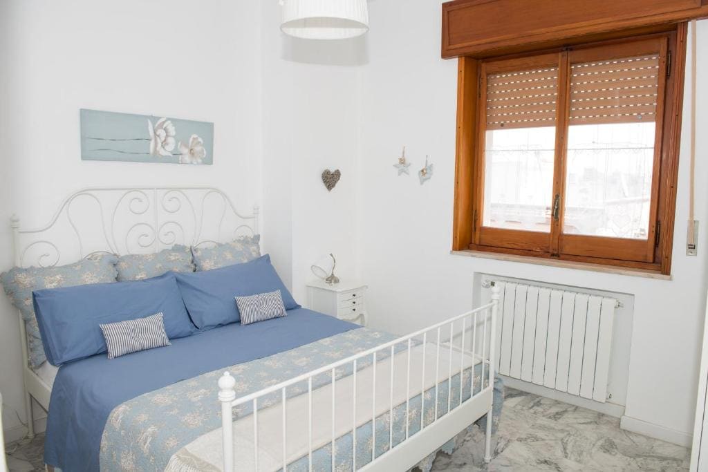 Suite with Sea View room - Image 1