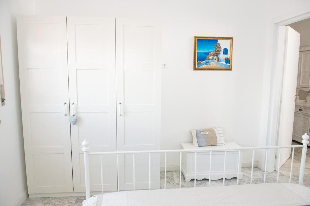 Suite with Sea View room - Image 2