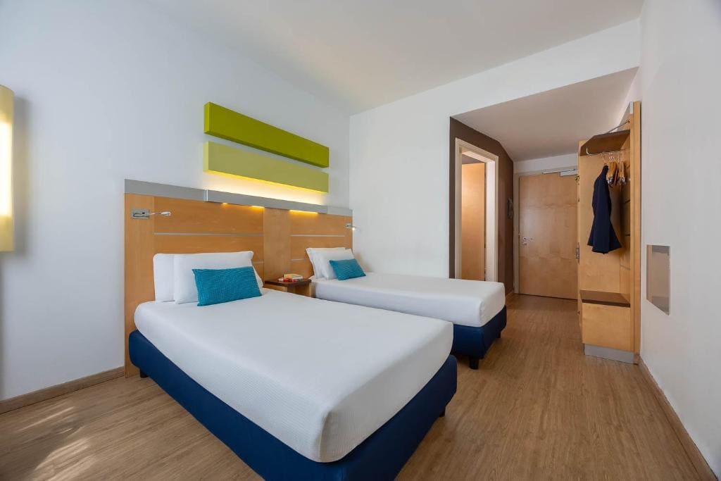 Superior Double Room room - Image 2
