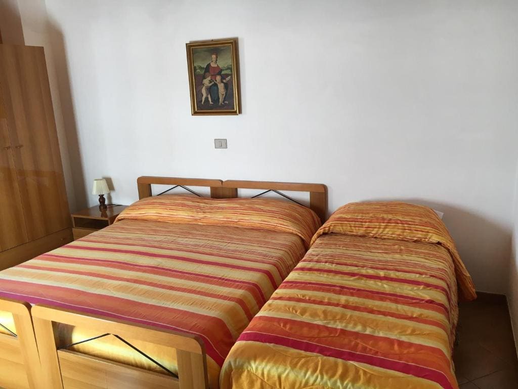 Triple Room with Bathroom room - Image 1