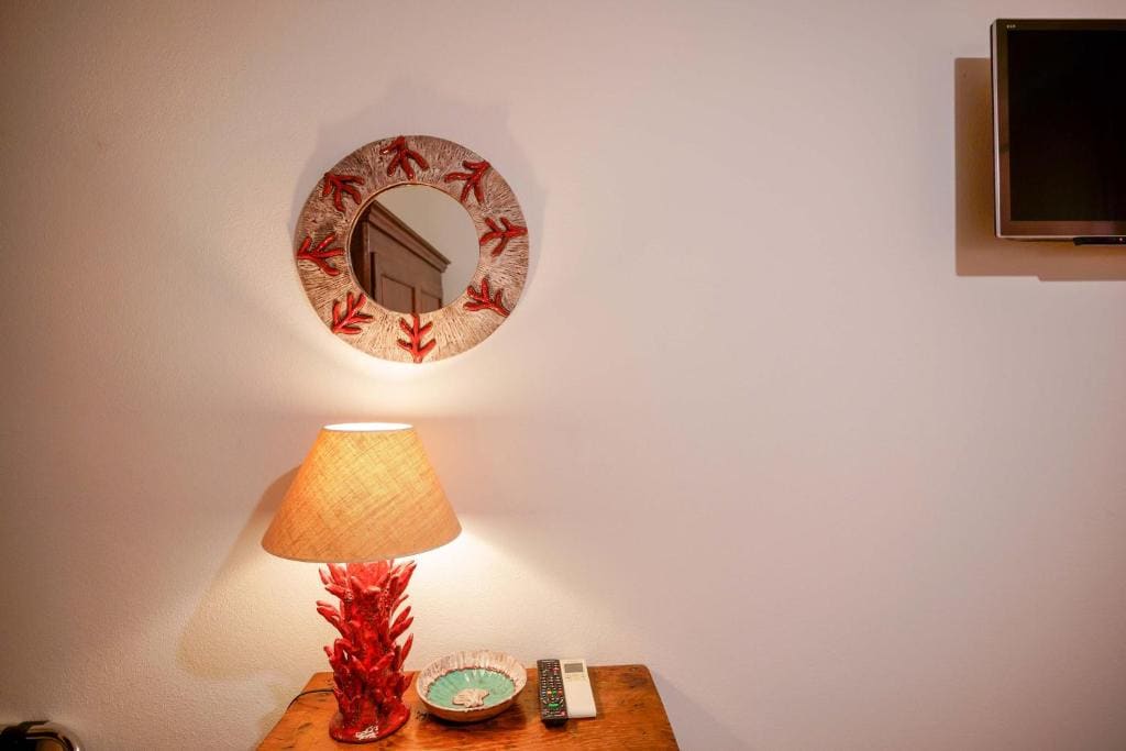 Double Room with Private Bathroom room - Image 3