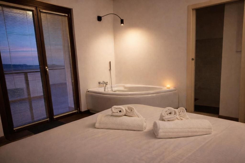 Superior Double Room room - Image 2