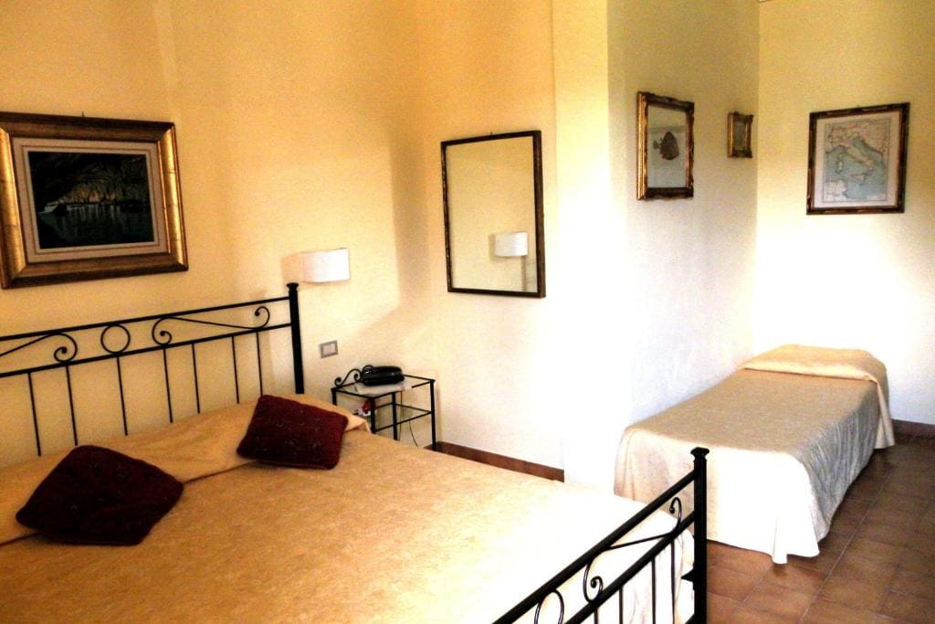 Standard Double Room room - Image 2