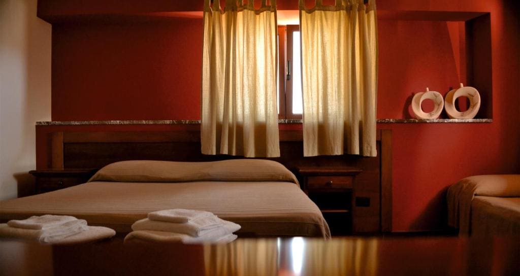 Deluxe Triple Room room - Image 1