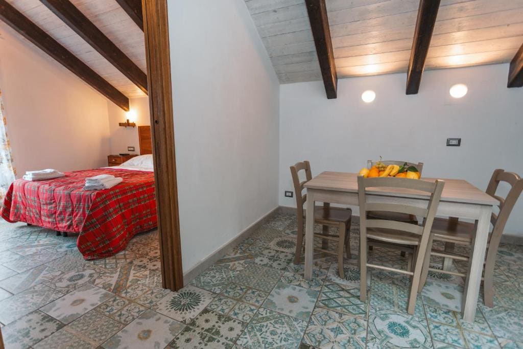 Apartment with Terrace room - Image 2