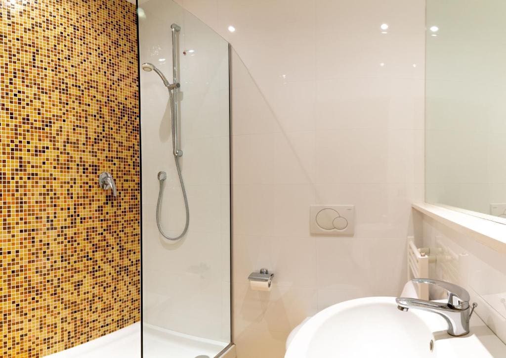 Superior Double Room room - Image 3