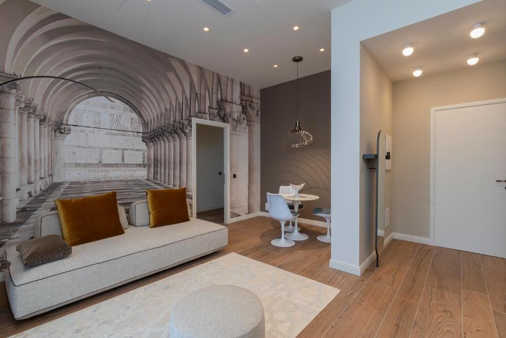 One Bedroom Suite room - Image 2