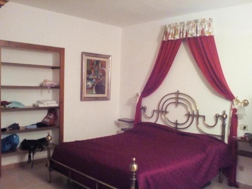 Large Double Room room - Image 3