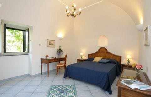 Superior Double Room room - Image 3