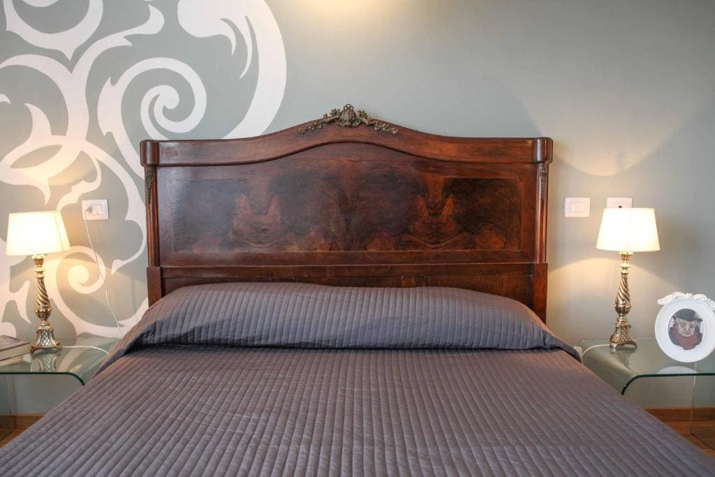 One-Bedroom Suite room - Image 2