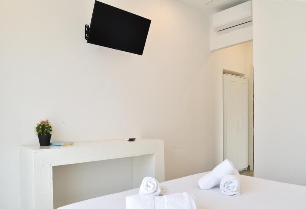 Deluxe Room room - Image 1