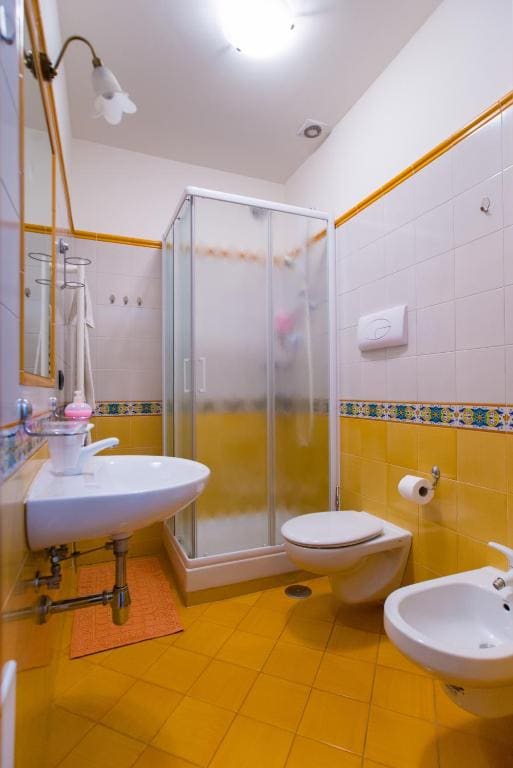 Double Room with Extra Bed room - Image 1