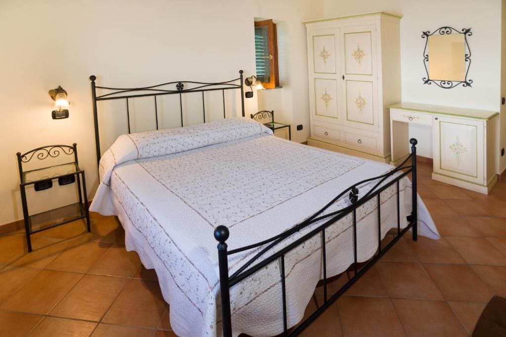 Double Room with Sea View room - Image 1
