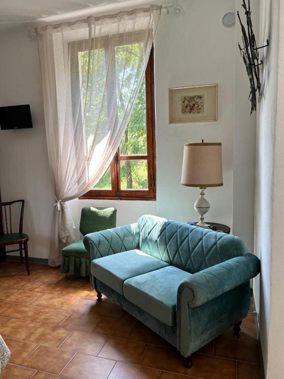 Double Room with Private Bathroom room - Image 3