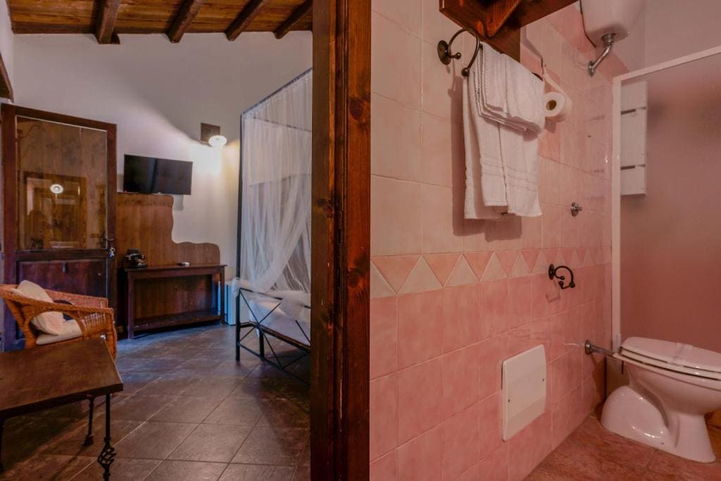 Superior Double Room room - Image 3