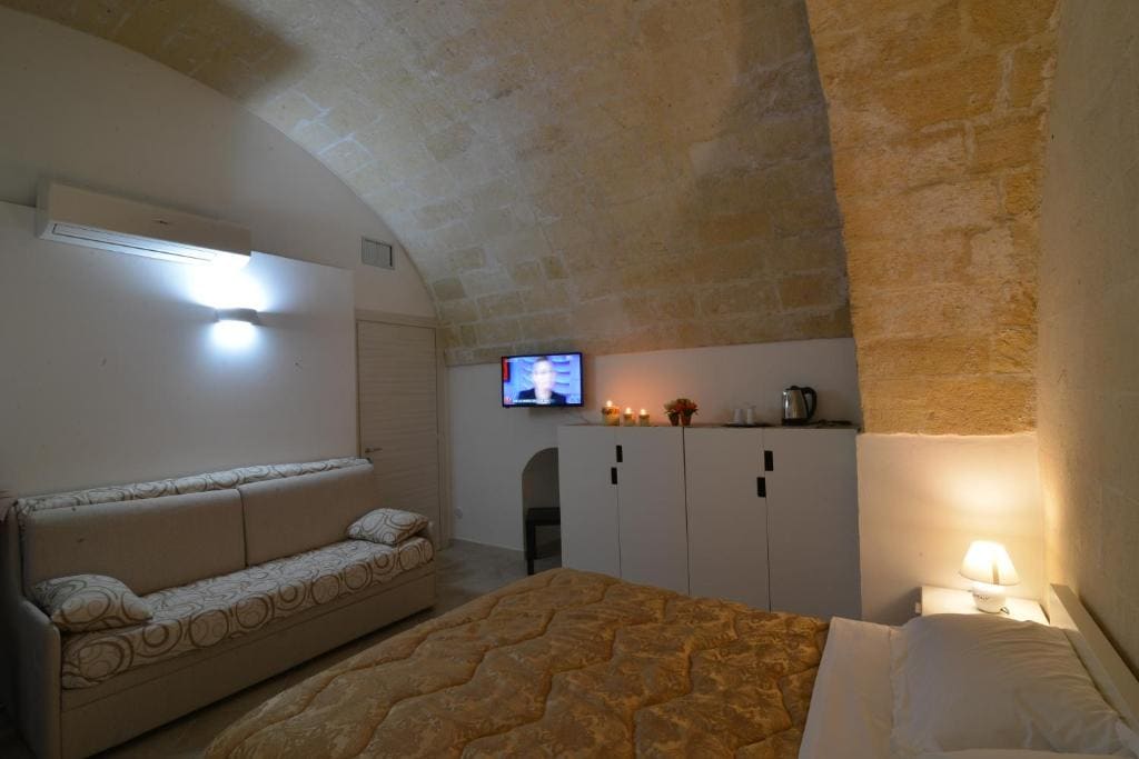 Deluxe Double or Twin Room room - Image 2