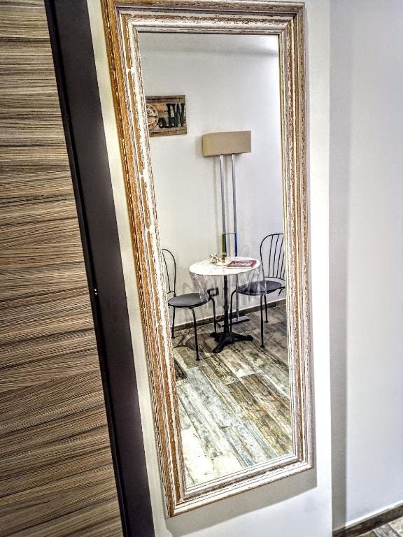 Suite room - Image 2