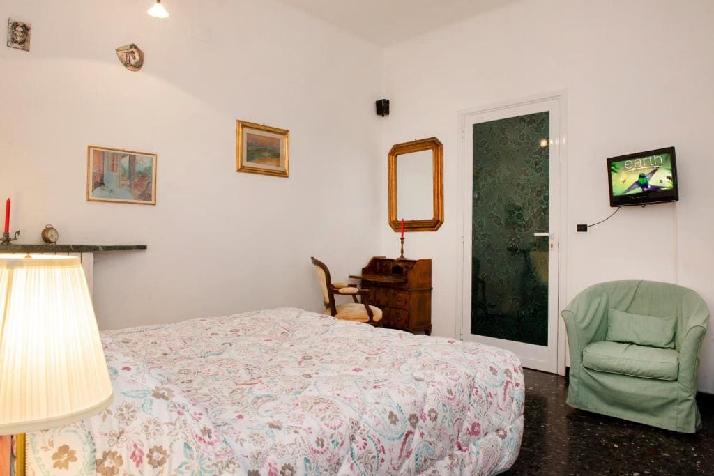 Superior Quadruple Room with Balcony and Sea View and Private External Bathroom room - Image 2