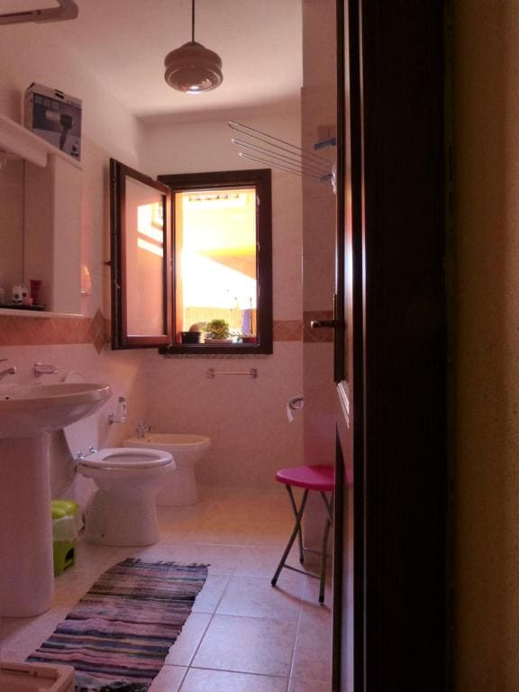 Deluxe Double Room with Extra Bed room - Image 2