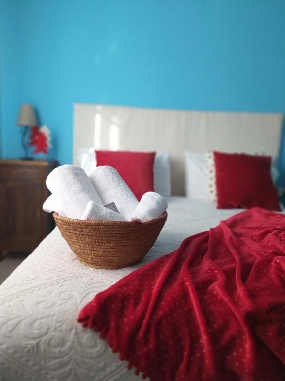 Standard Double or Twin Room with Balcony room - Image 3