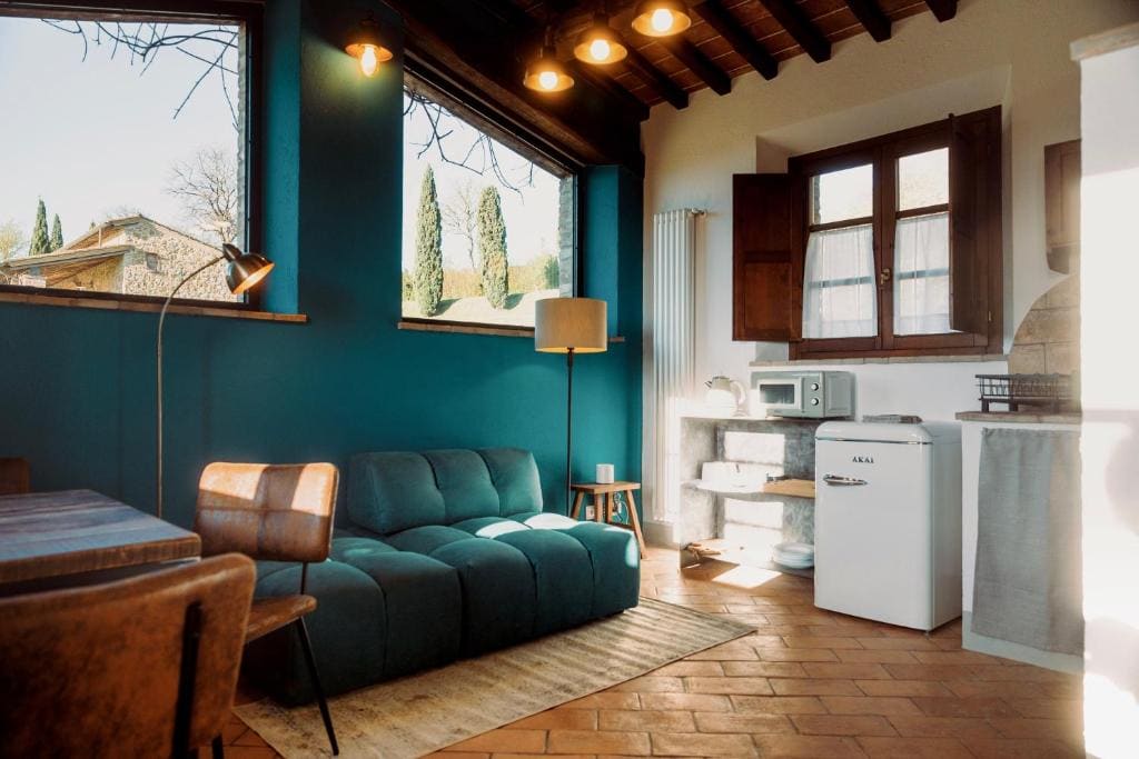 One-Bedroom Cottage room - Image 1