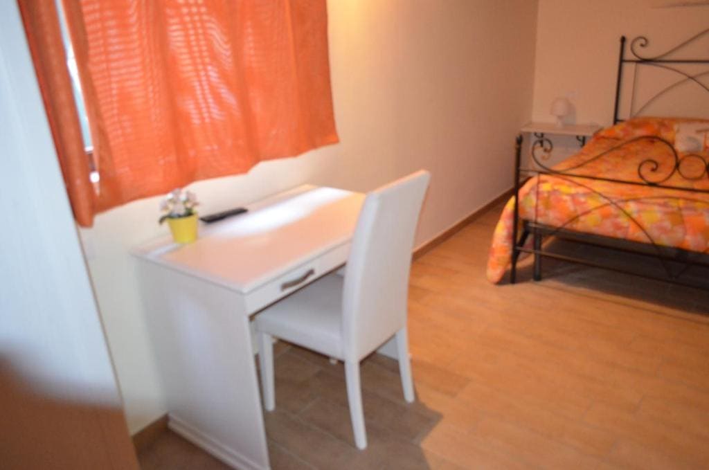 Double Room with Private Bathroom room - Image 1