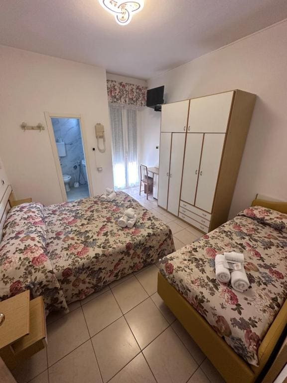 Double Room room - Image 2
