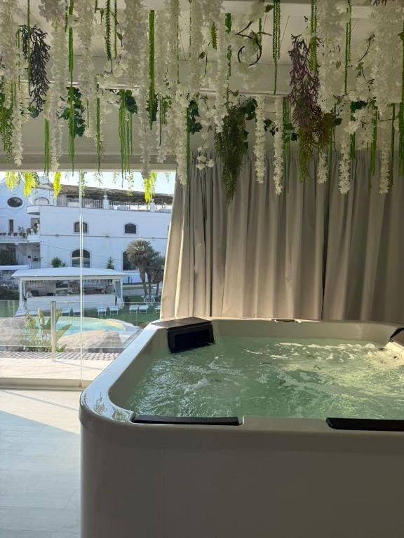 Suite with Private Pool room - Image 2
