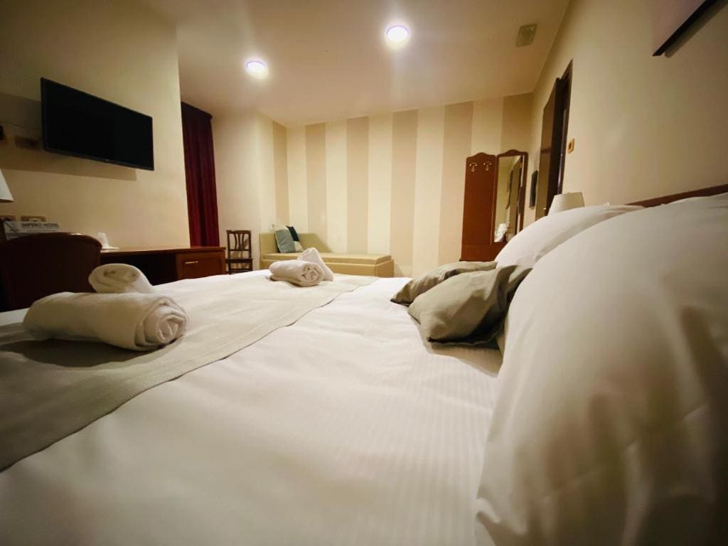 Double Room room - Image 2