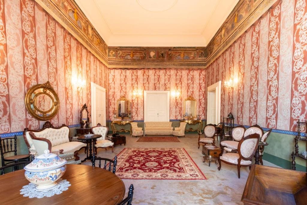 Superior Double Room room - Image 1