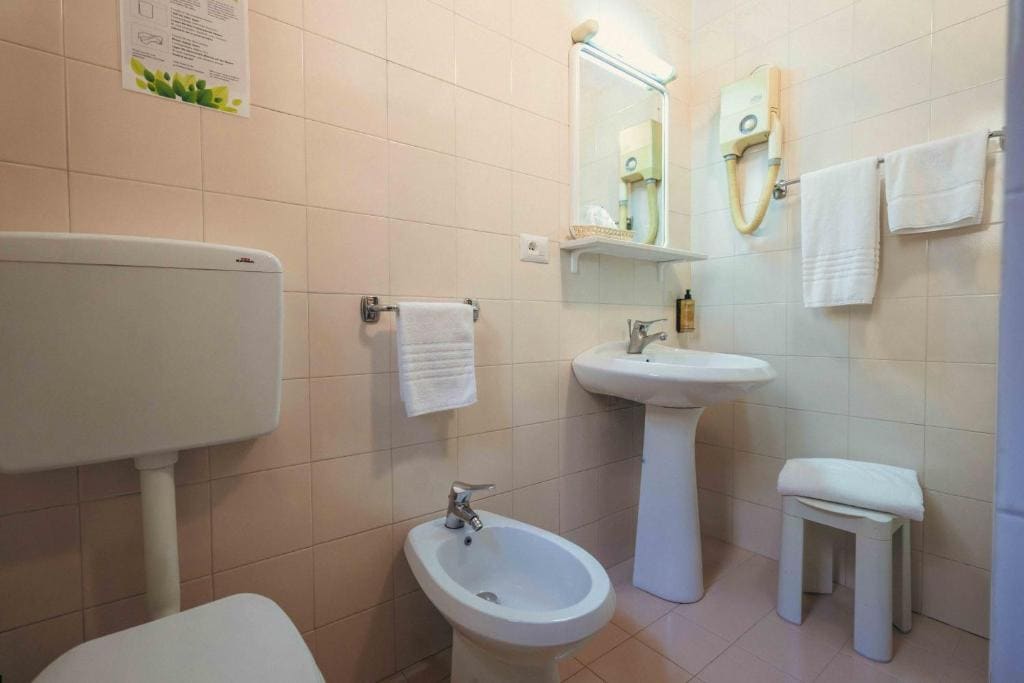 Standard Single Room room - Image 1