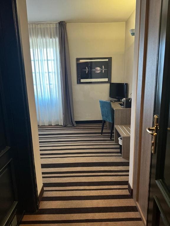 Standard Double Room room - Image 3