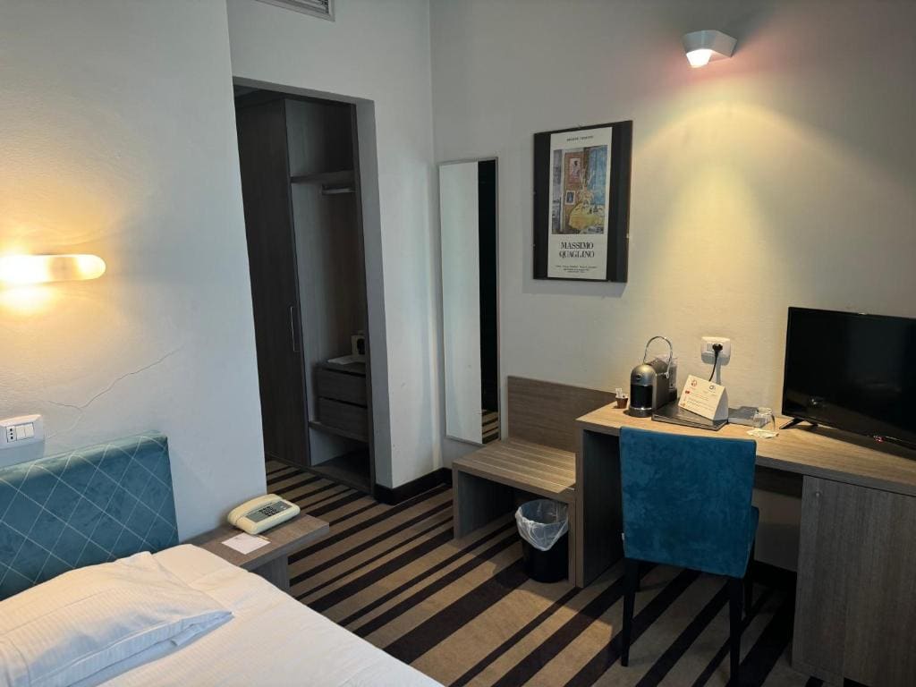 Standard Single Room room - Image 1
