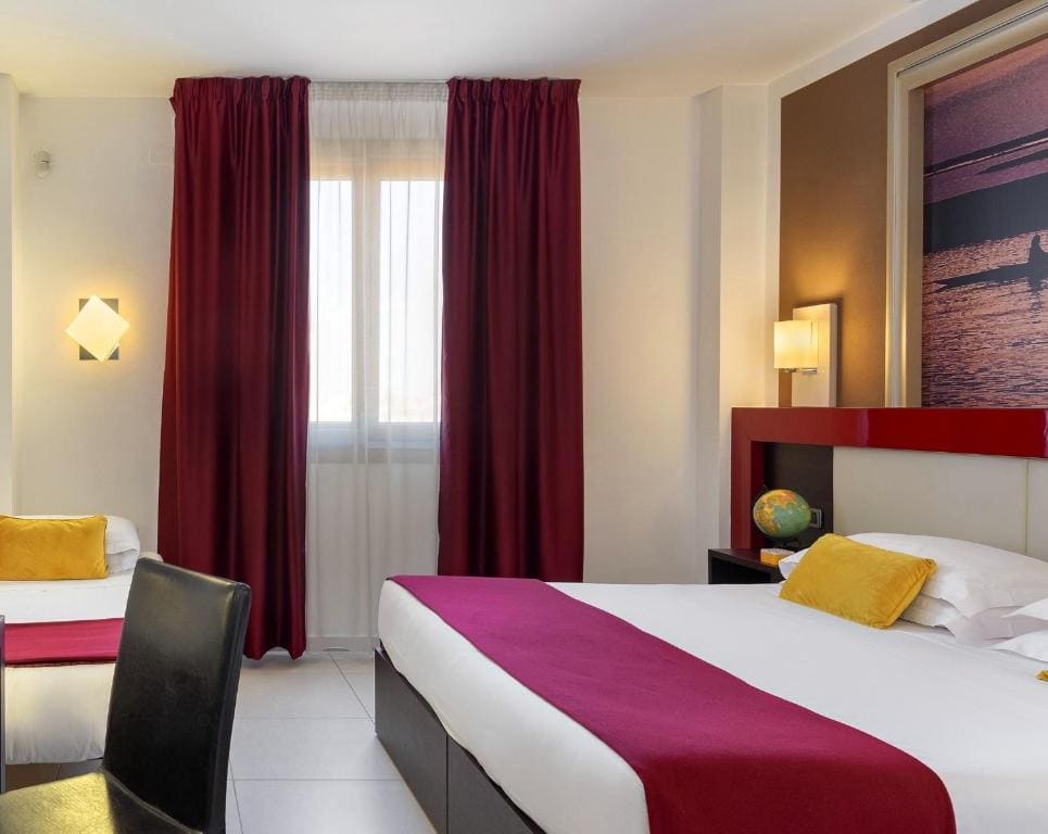 Double or Twin Room room - Image 2