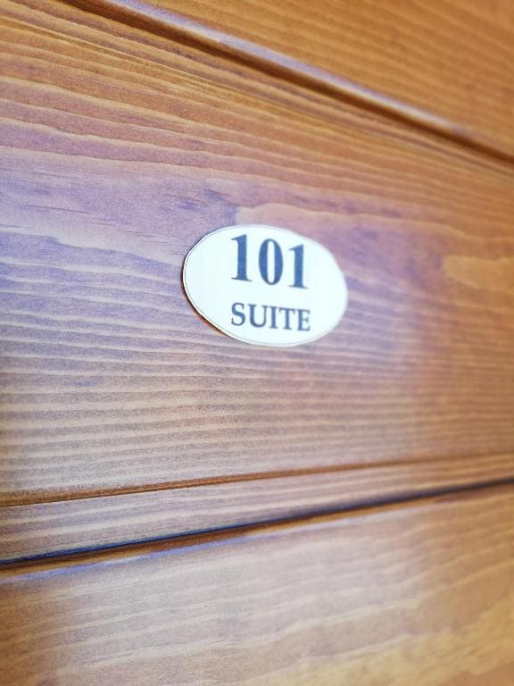 Suite with Sauna room - Image 3