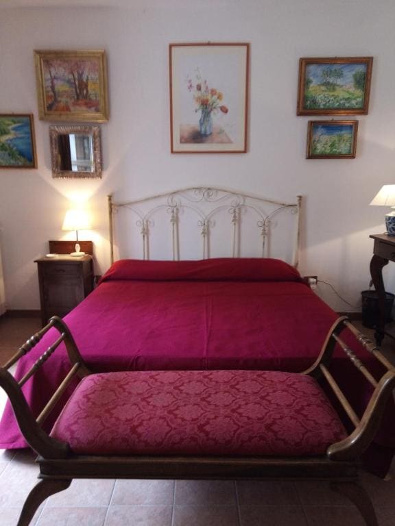 Triple Room with Private Bathroom room - Image 2