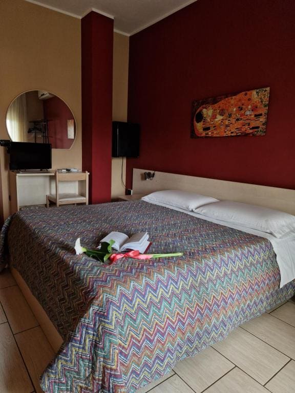 Double Room room - Image 3