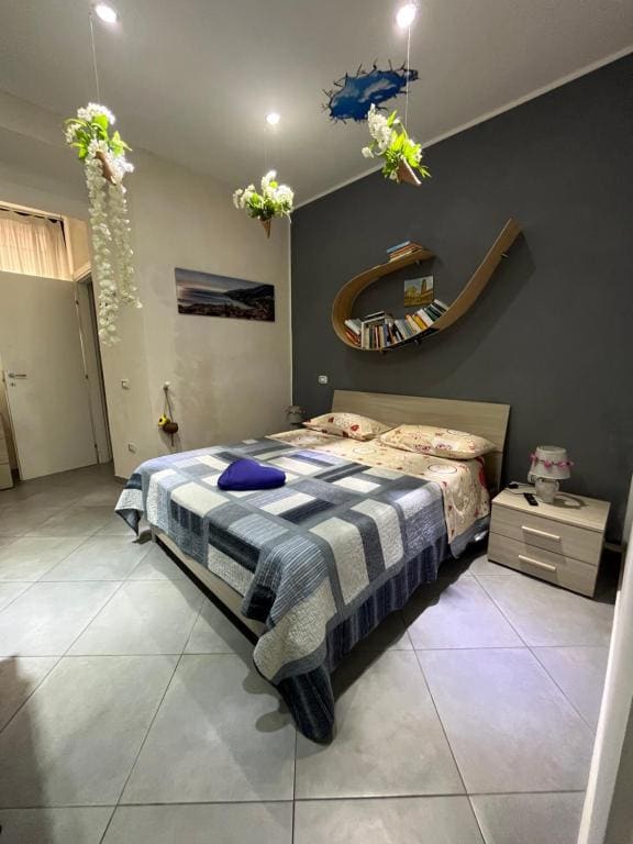 Apartment room - Image 2