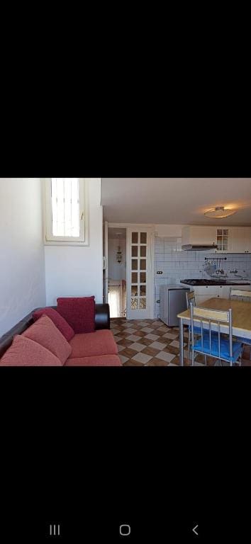 Comfort Triple Room room - Image 2