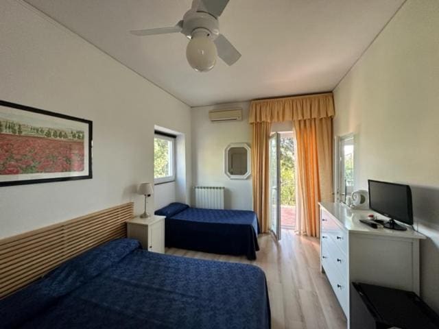 Superior Triple Room with Sea View room - Image 1