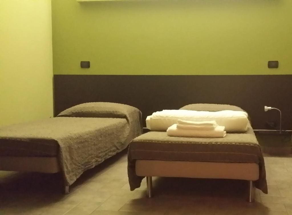 Deluxe Double or Twin Room room - Image 3
