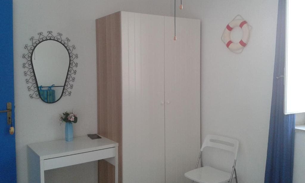 Double Room with Private Bathroom room - Image 3
