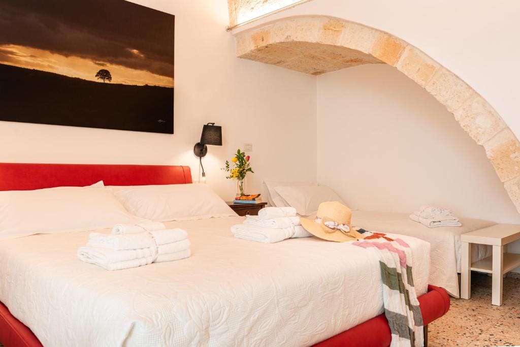 Double Room with Extra Bed room - Image 1