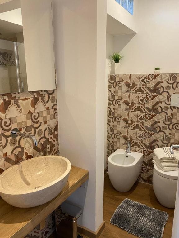 Double Room with Patio room - Image 2